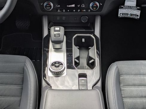 New 2026 Mitsubishi Outlander SE FWD image 20