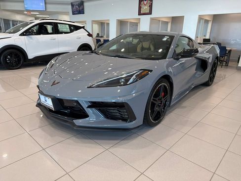 Used 2024 Chevrolet Corvette Stingray Premium Cpe w/ Z51 Performance Package RWD image 6