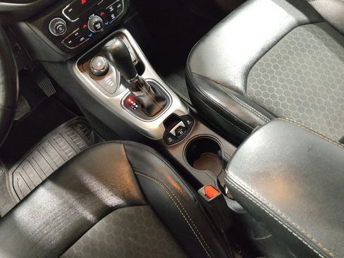 Used 2019 Jeep Compass Latitude w/ Cold Weather Group AWD/4WD image 26