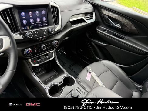 Used 2023 GMC Terrain SLT w/ Infotainment Package II FWD image 32
