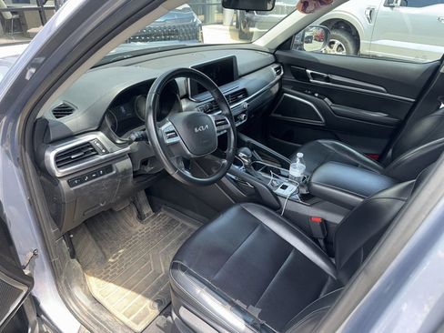 Used 2022 Kia Telluride LX AWD/4WD image 8