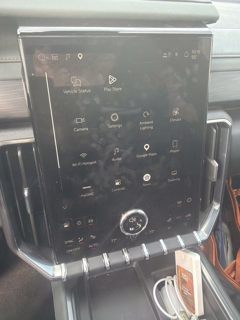 Used 2025 GMC Acadia AT4 AWD/4WD image 11