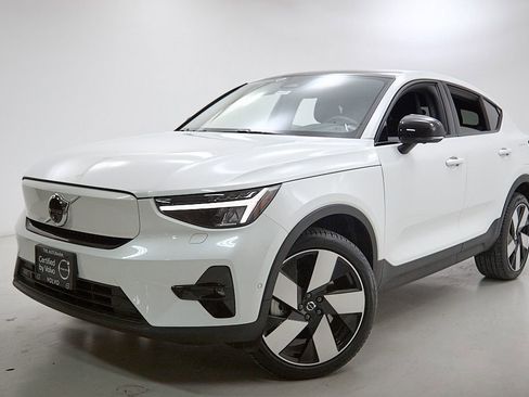 Certified 2023 Volvo C40 P8 Recharge Ultimate image 2
