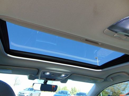 Used 2019 Subaru Outback 2.5i Premium image 22