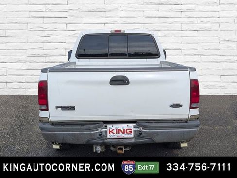 Used 2001 Ford F250 2WD Crew Cab Super Duty image 4