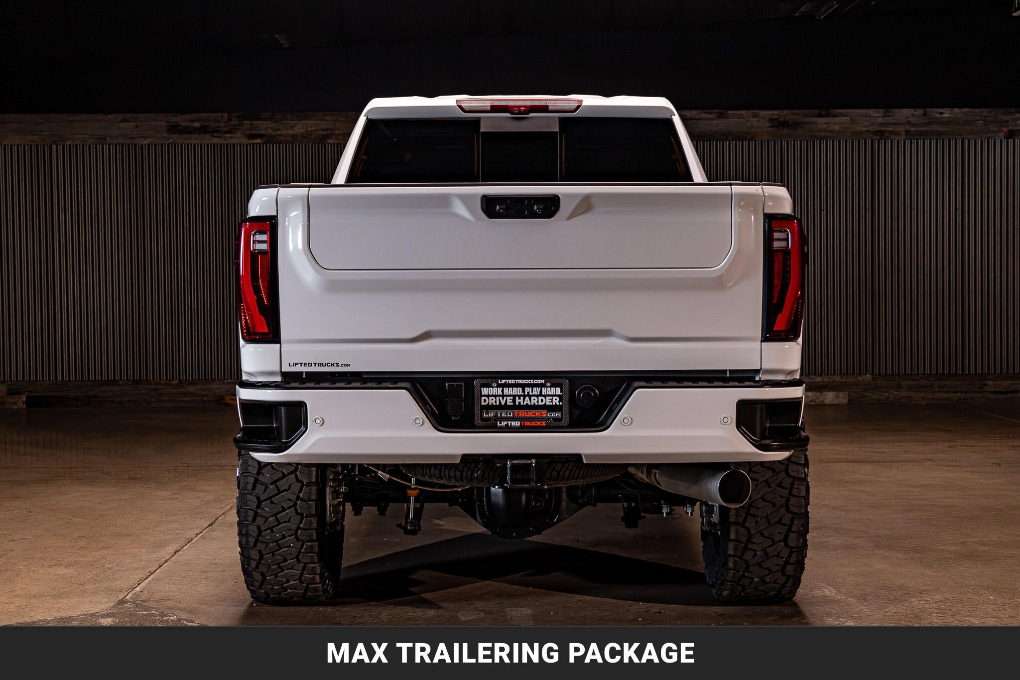 Used 2025 GMC Sierra 2500 Denali w/ Denali Reserve Package AWD/4WD image 8