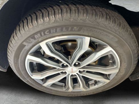 Used 2018 GMC Terrain Denali w/ Driver Alert Package II FWD image 7