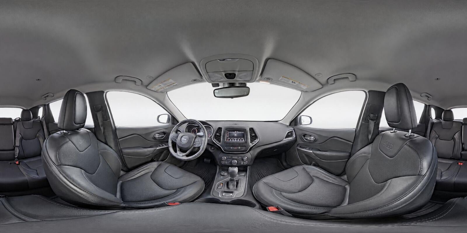 Used 2021 Jeep Cherokee Latitude Lux w/ Mopar Interior Package AWD/4WD image 9
