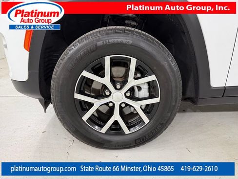 Used 2023 Jeep Grand Cherokee Limited AWD/4WD image 52