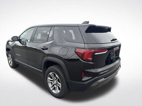 Used 2025 GMC Terrain Elevation FWD image 3