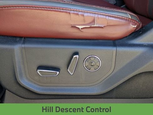 Used 2019 Ford F150 Platinum w/ Equipment Group 701A Luxury image 17