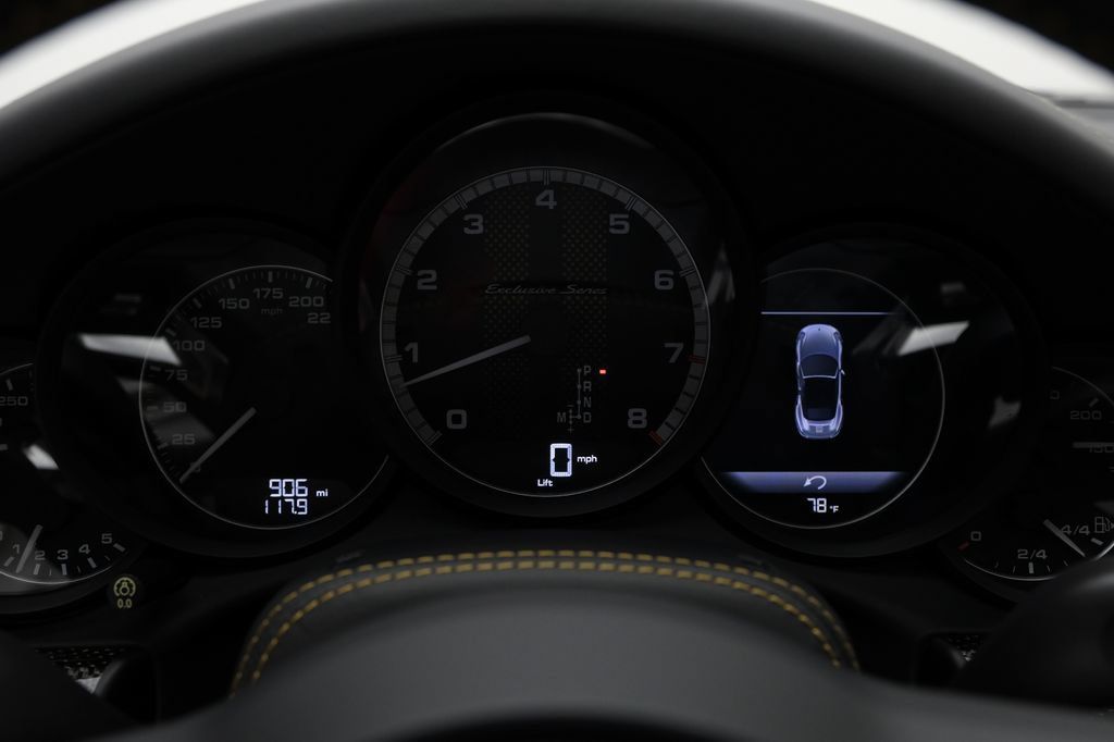 Used 2019 Porsche 911 Turbo S AWD/4WD image 20