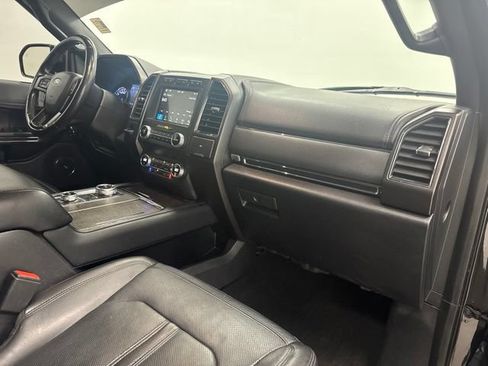 Used 2019 Ford Expedition Limited w/ Equipment Group 302A AWD/4WD image 35