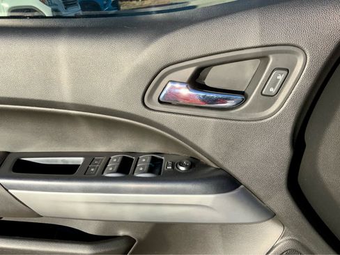 Used 2020 Chevrolet Colorado ZR2 image 49