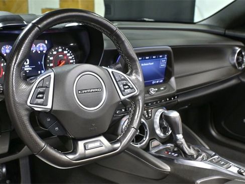 Certified 2022 Chevrolet Camaro SS image 25