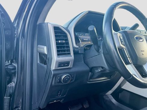 Used 2017 Ford F350 4x4 Crew Cab Super Duty image 10