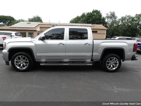 Used 2018 GMC Sierra 1500 SLT w/ SLT Premium Package AWD/4WD image 8