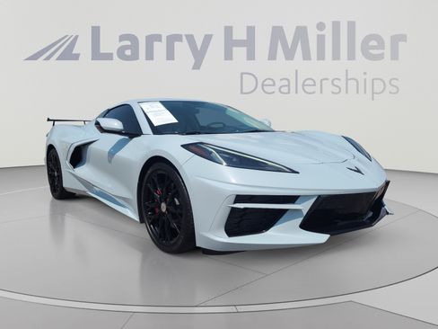 Used 2023 Chevrolet Corvette Stingray Premium Conv w/ Stealth Interior Trim Package RWD image 7
