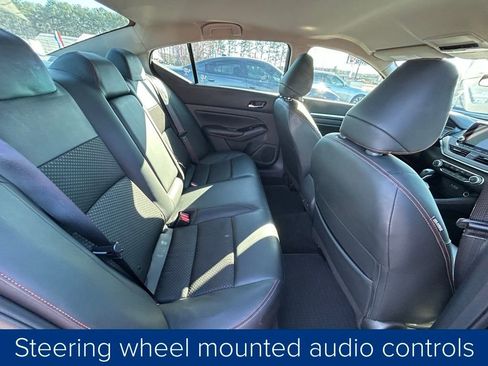 Used 2025 Nissan Altima 2.5 SR image 21