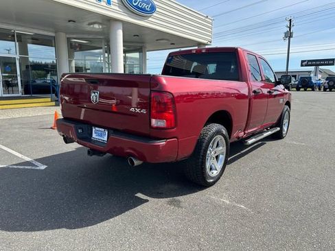 Used 2014 RAM 1500 Express AWD/4WD image 2