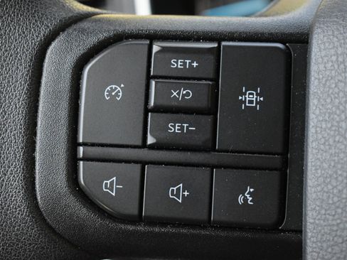 Used 2022 Ford F150 XLT AWD/4WD image 19