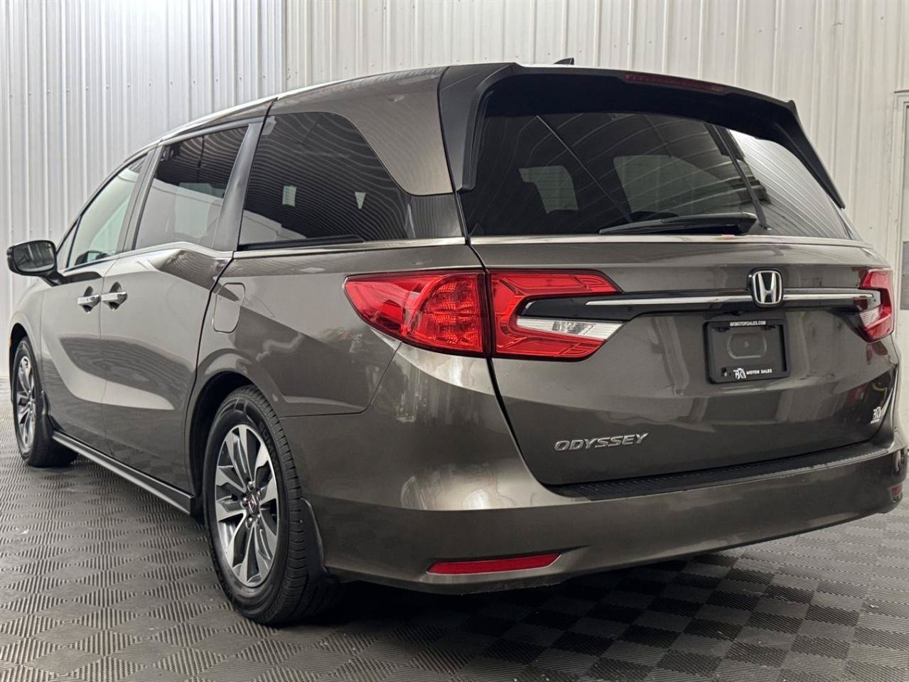 Used 2022 Honda Odyssey EX-L image 3