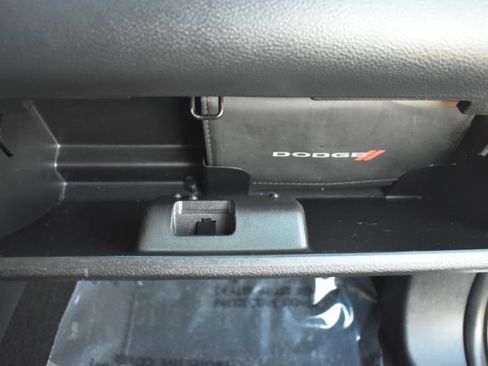 Used 2016 Dodge Journey SXT w/ Comfort/Convenience Group image 41