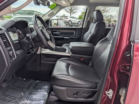 Used 2017 RAM 1500 Laramie w/ Convenience Group AWD/4WD image 2
