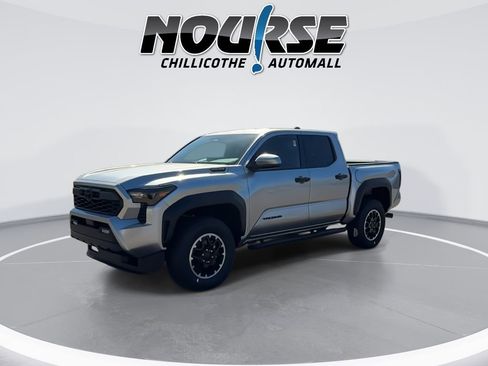 New 2025 Toyota Tacoma TRD Off-Road AWD/4WD image 4