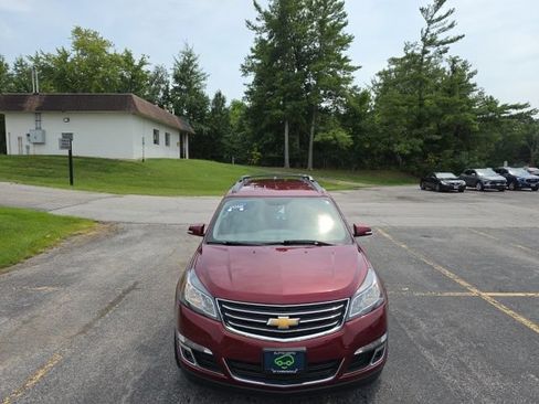 Certified 2016 Chevrolet Traverse LT FWD image 9