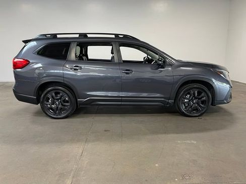 Used 2023 Subaru Ascent Onyx Edition Limited AWD/4WD image 2