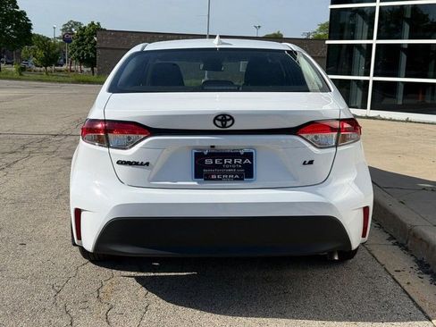 Used 2025 Toyota Corolla LE FWD image 4