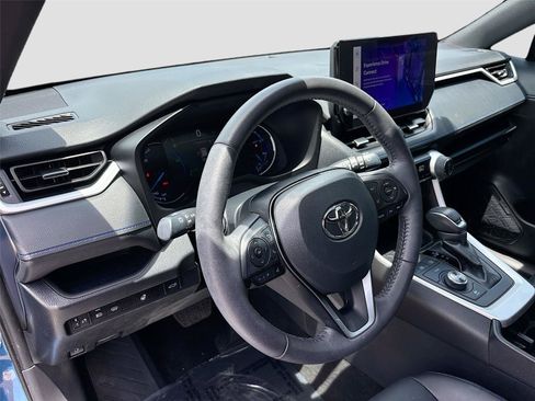 Used 2024 Toyota RAV4 XSE w/ Weather Package AWD/4WD image 9