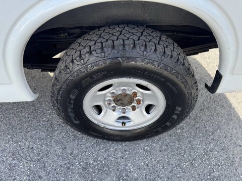 Used 2019 Chevrolet Express 3500 3500 3dr Cargo Van w/ Driver Convenience Package image 54