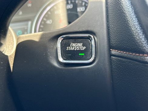 Used 2019 GMC Acadia SLT AWD/4WD image 29