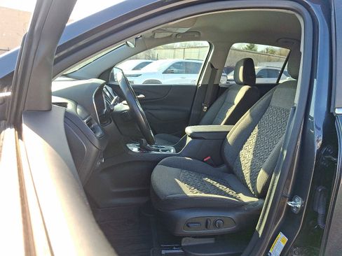 Used 2023 Chevrolet Equinox LT image 14