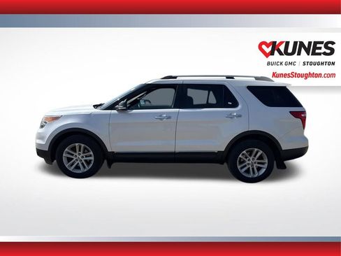 Used 2013 Ford Explorer XLT AWD/4WD image 4