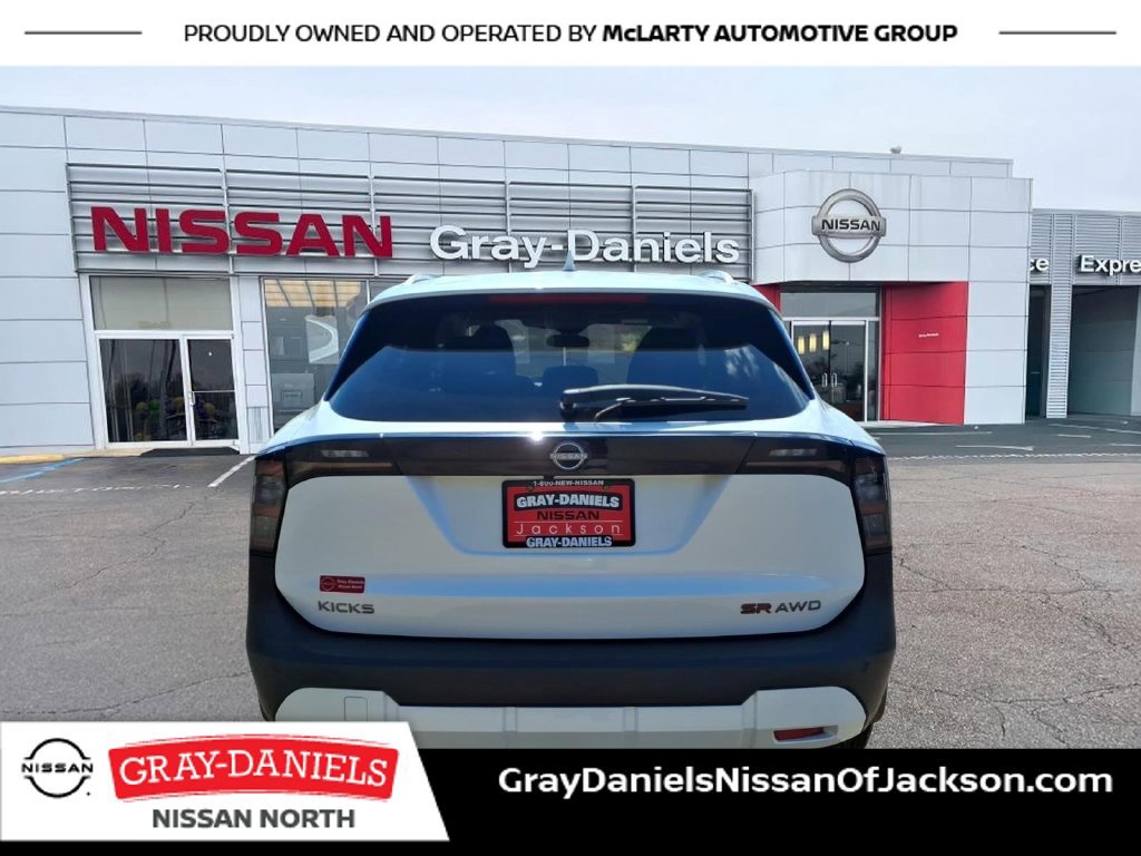 Certified 2025 Nissan Kicks SR AWD/4WD image 7