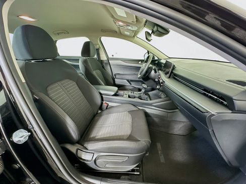 Used 2025 Kia K5 LXS image 31