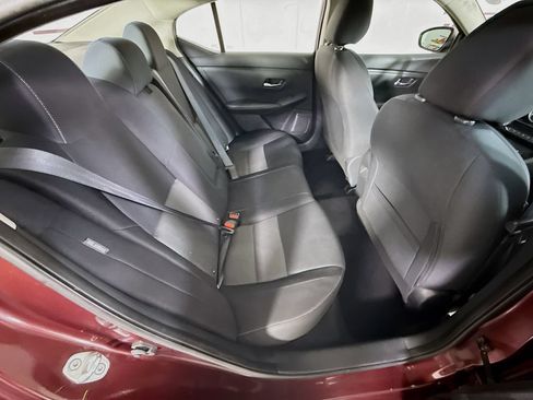 Certified 2021 Nissan Sentra SV FWD image 28