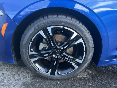 Used 2021 Kia K5 GT-Line w/ GT-Line FWD Premium Package image 9