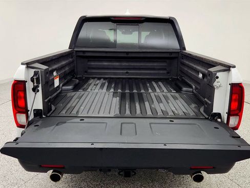 Used 2023 Honda Ridgeline Black Edition image 21