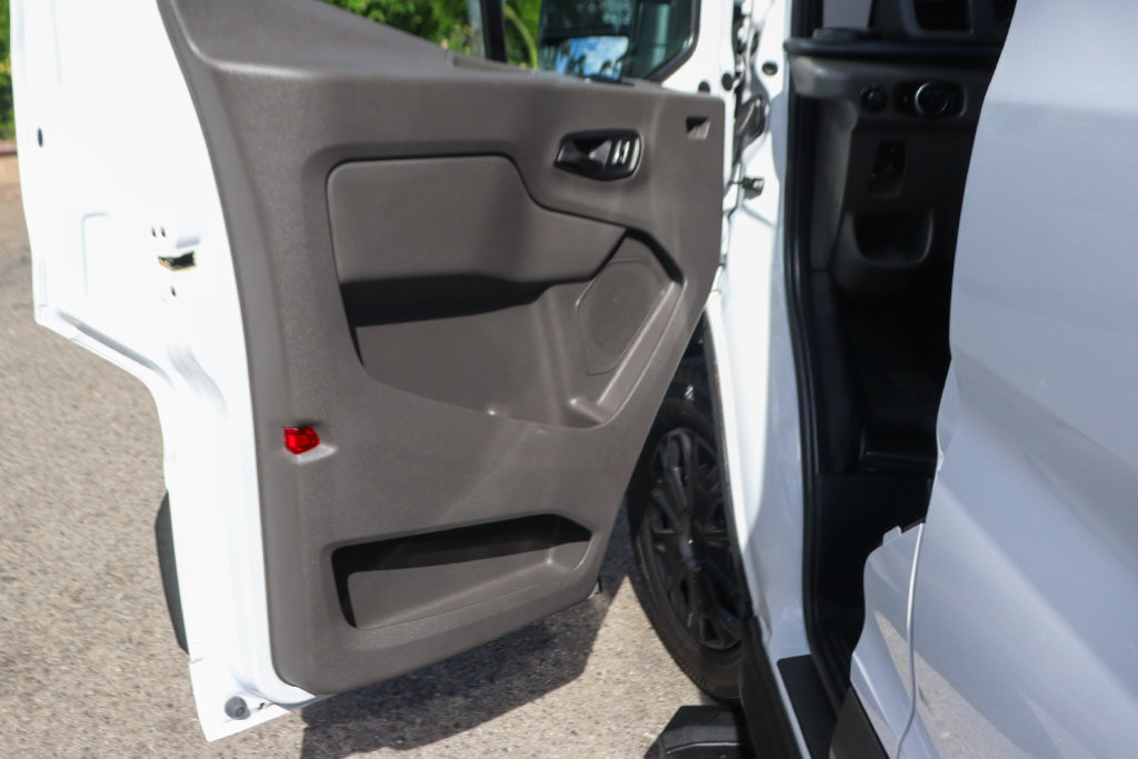 Used 2024 Ford Transit 150 148 Medium Roof RWD image 17