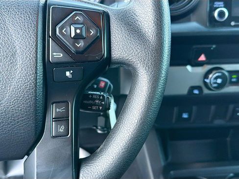 Used 2021 Toyota Tacoma SR w/ SR Convenience Package image 33