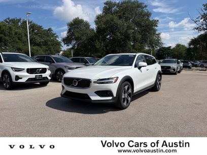 New 2026 Volvo V60 B5 Cross Country Plus w/ Climate Package