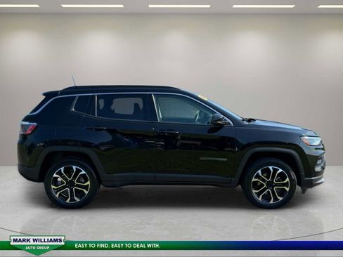 Used 2022 Jeep Compass Limited AWD/4WD image 10