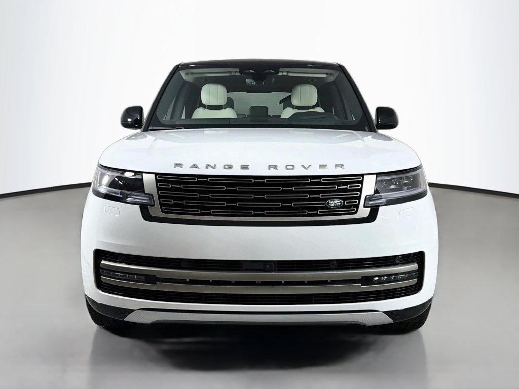 New 2027 Land Rover Range Rover Long Wheelbase SE AWD/4WD image 2