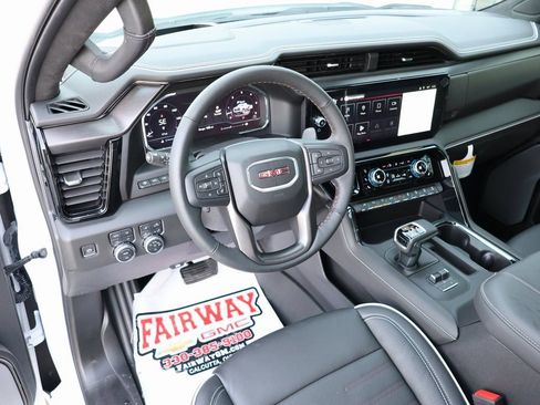 New 2025 GMC Sierra 1500 AT4X image 28
