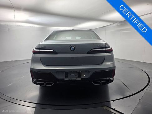 Certified 2023 BMW 760i xDrive AWD/4WD image 5