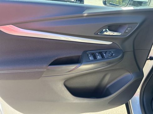 Used 2023 Chevrolet Bolt EUV LT w/ Driver Confidence Package image 12